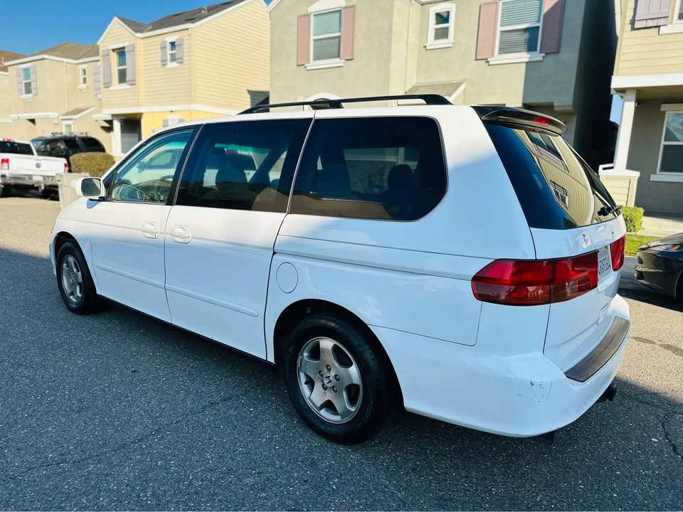2001 Honda Odyssey - Image 8 of 18
