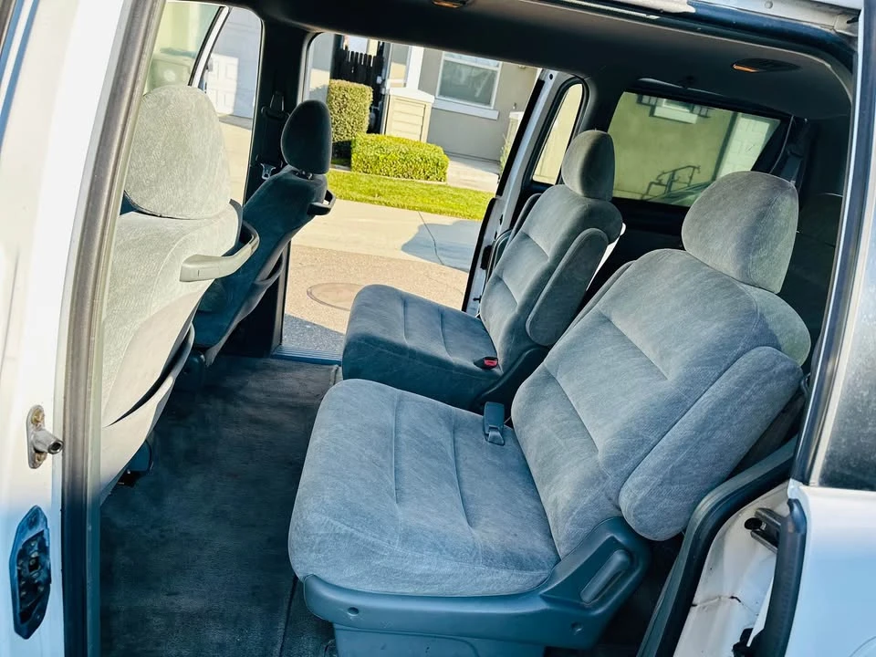 2001 Honda Odyssey - Image 14 of 18
