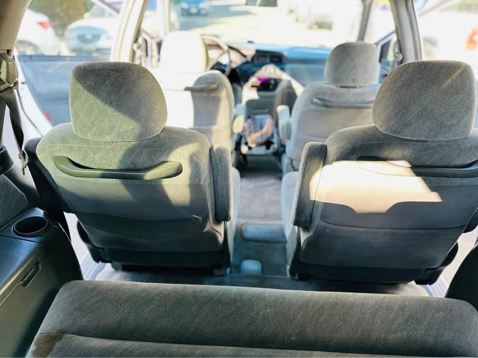 2001 Honda Odyssey - Image 15 of 18