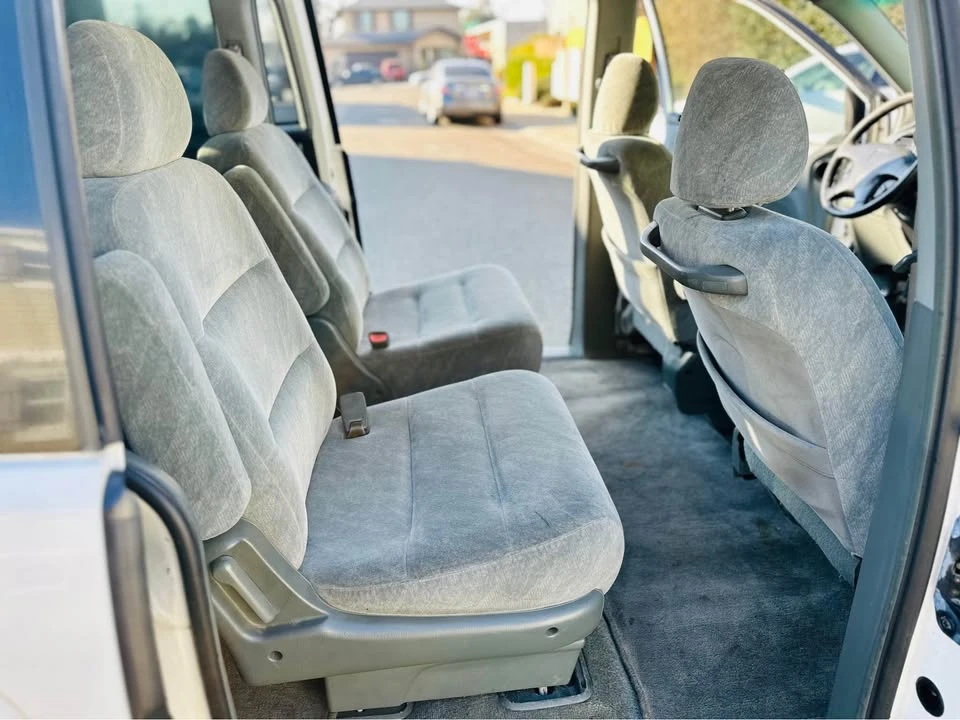2001 Honda Odyssey - Image 11 of 18