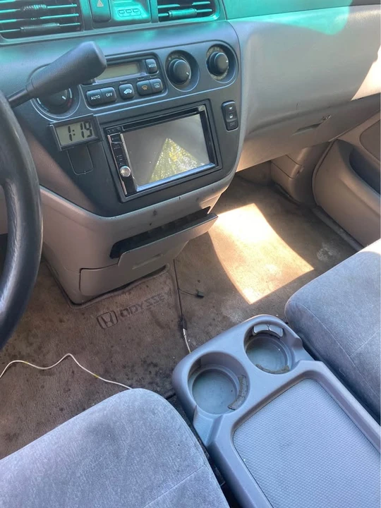 2001 Honda Odyssey - Image 12 of 14