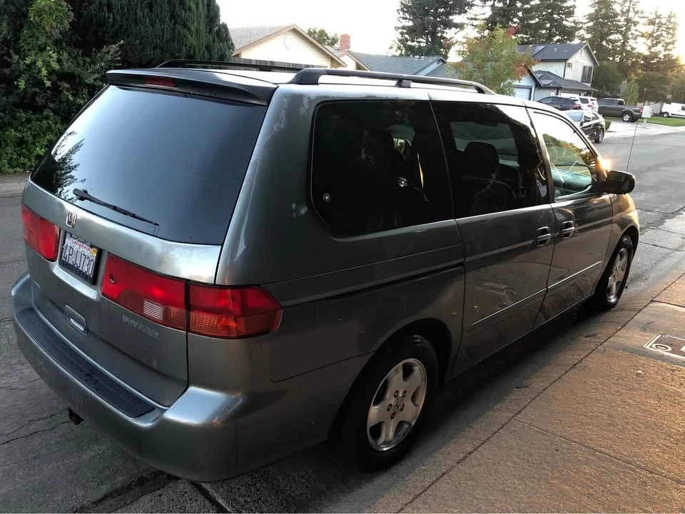 2001 Honda Odyssey - Image 2 of 6