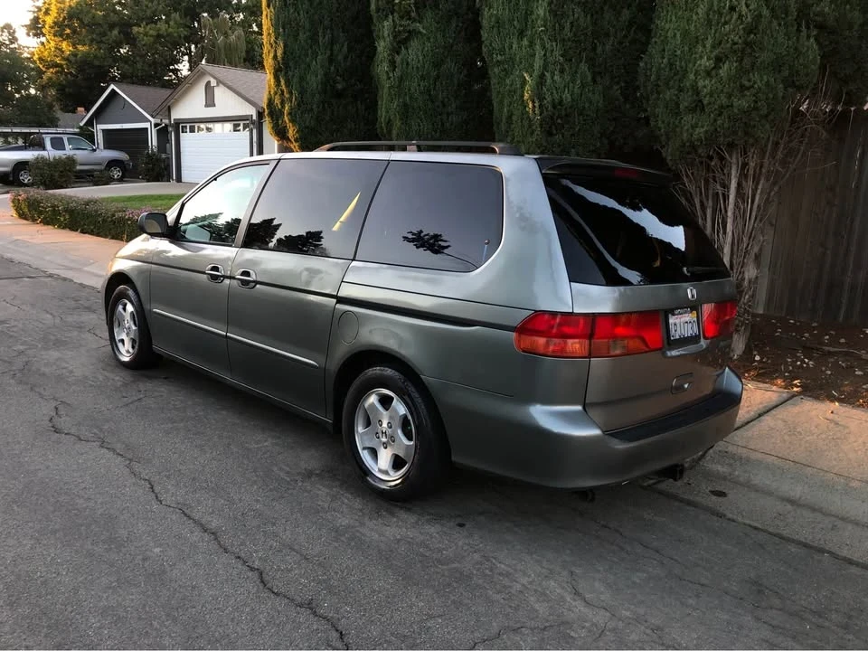 2001 Honda Odyssey - Image 3 of 6