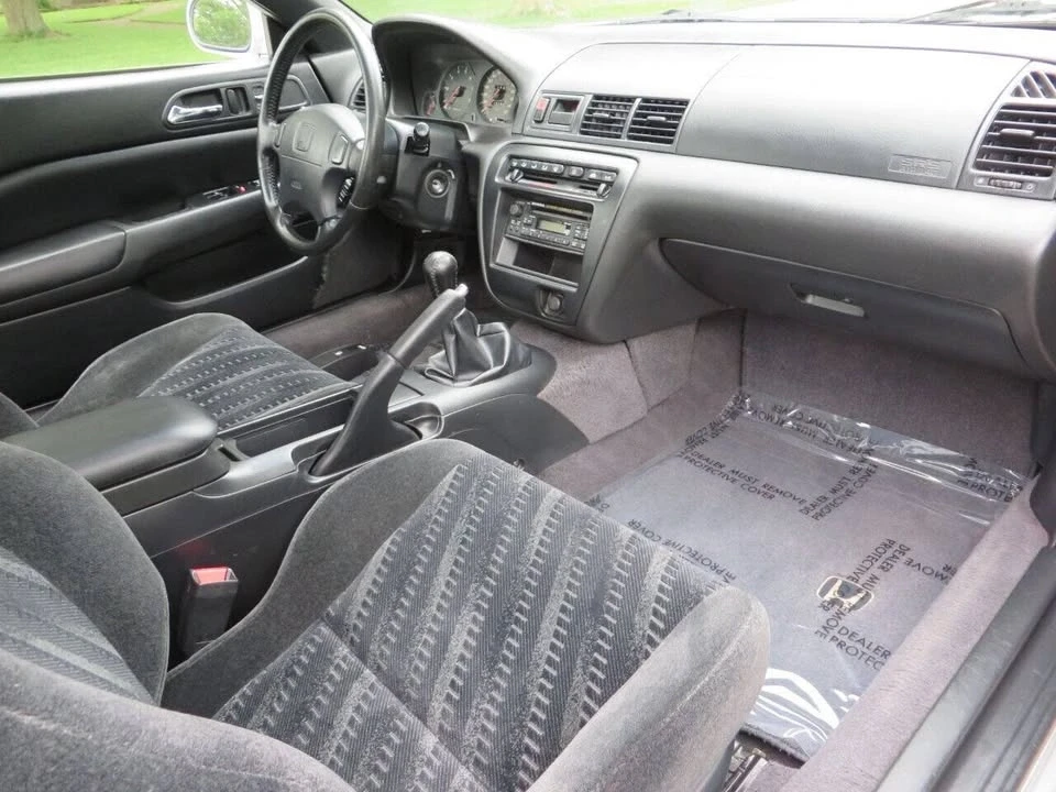2001 Honda Prelude 5th Gen - Image 12 of 17