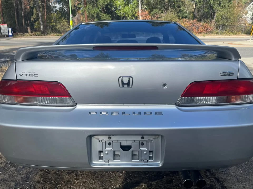 2001 Honda Prelude 5th Gen - Image 2 of 11