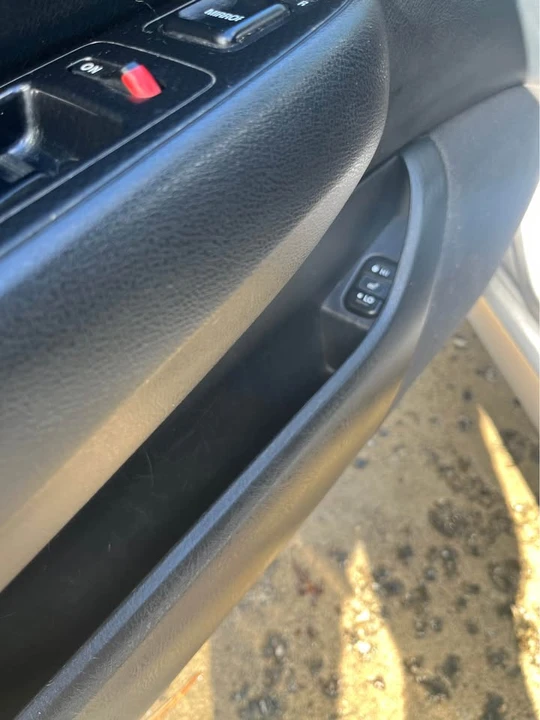 2001 Honda Prelude 5th Gen - Image 5 of 11