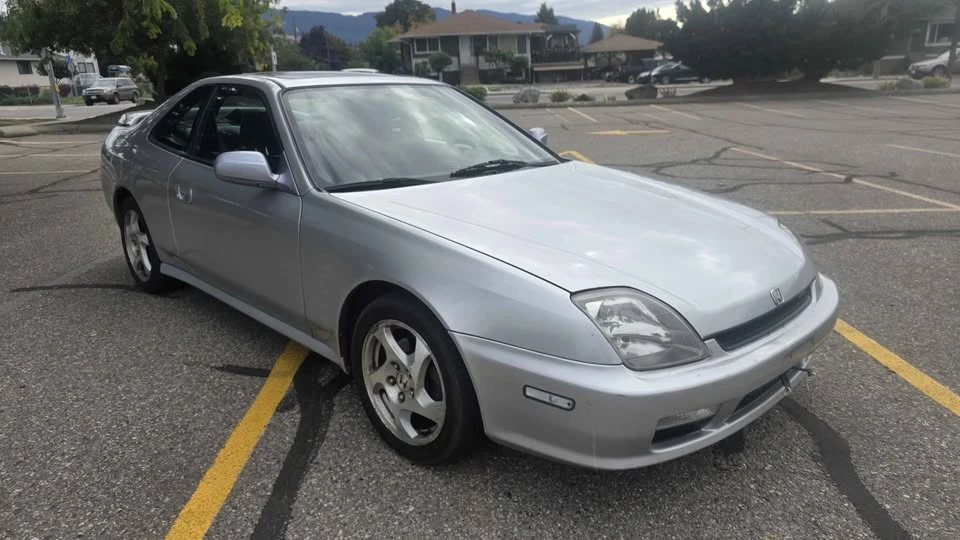 2001 Honda Prelude 5th Gen - Image 2 of 8