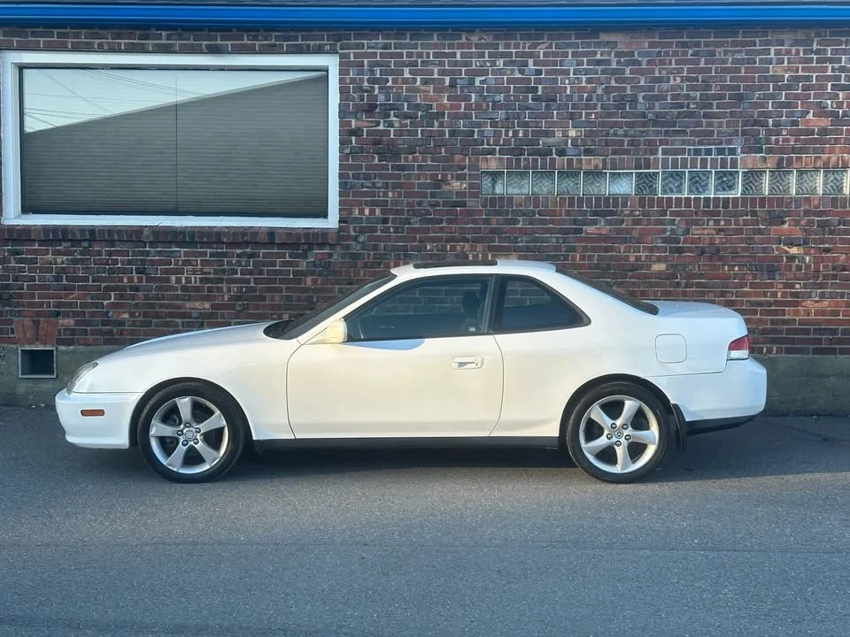 2001 Honda Prelude 5th Gen - Image 2 of 18