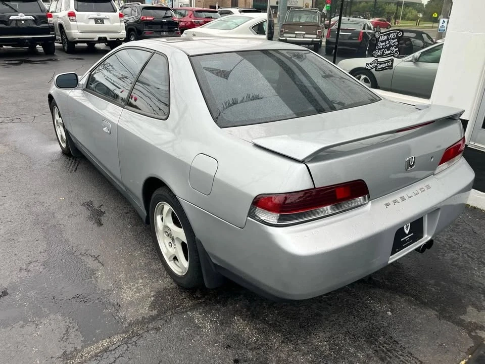 2001 Honda Prelude 5th Gen - Image 8 of 16