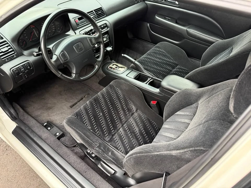 2001 Honda Prelude 5th Gen - Image 10 of 18