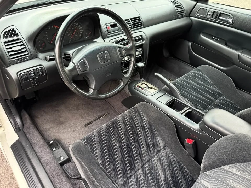 2001 Honda Prelude 5th Gen - Image 14 of 18