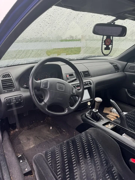 2001 Honda Prelude 5th Gen - Image 3 of 11