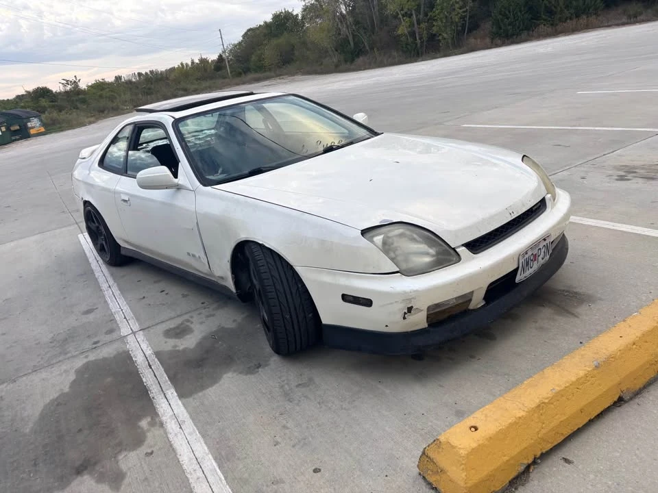 2001 Honda Prelude 5th Gen - Image 2 of 11