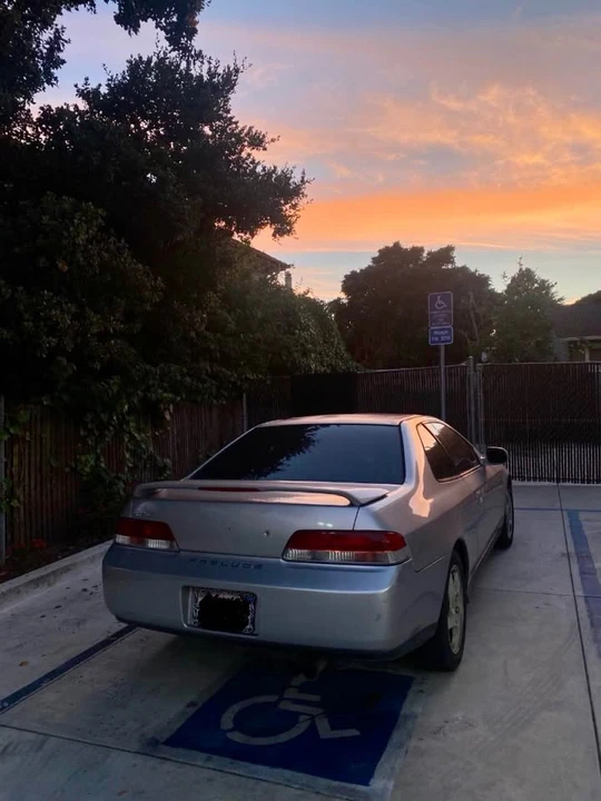 2001 Honda Prelude 5th Gen - Image 2 of 5