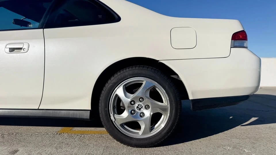 2001 Honda Prelude 5th Gen - Image 14 of 20