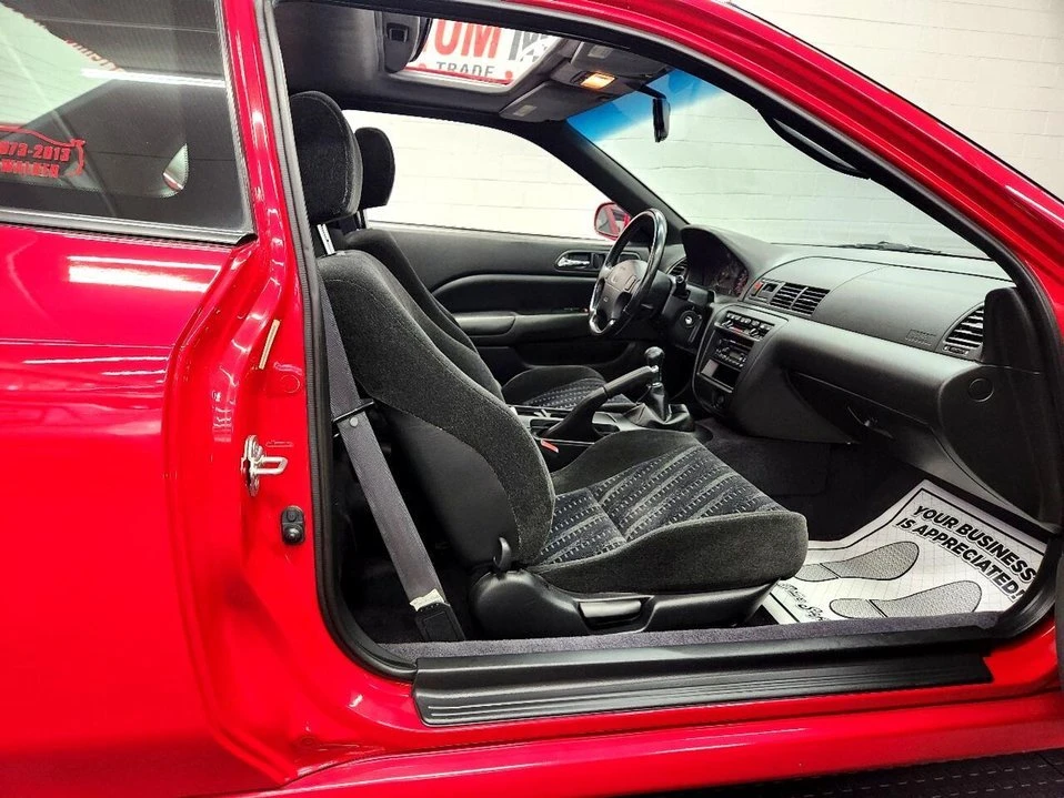 2001 Honda Prelude 5th Gen - Image 9 of 21