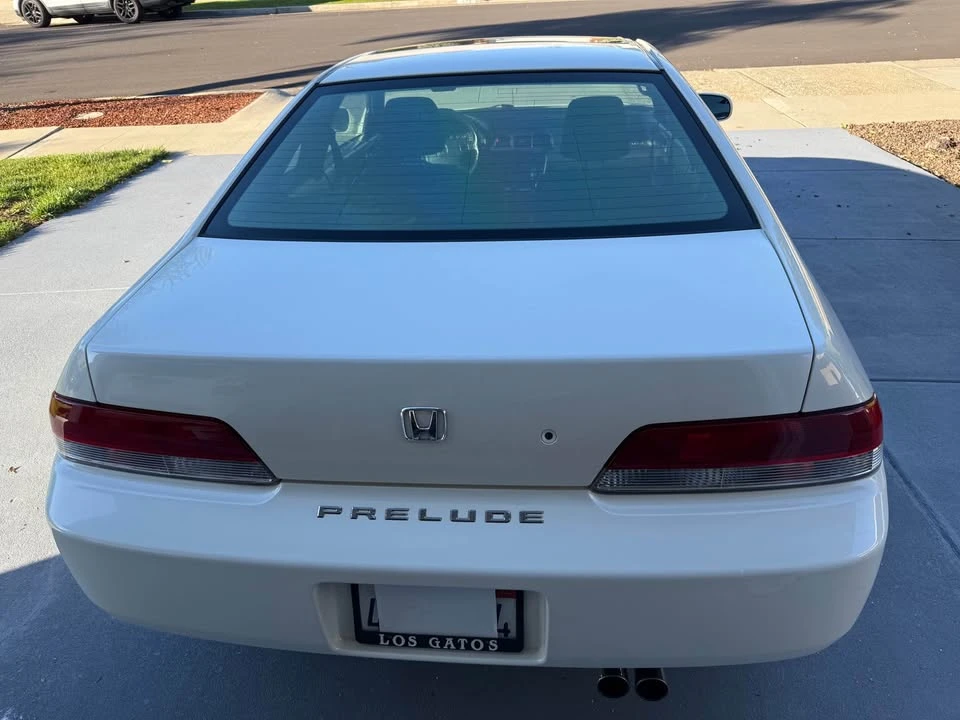 2001 Honda Prelude 5th Gen - Image 18 of 20