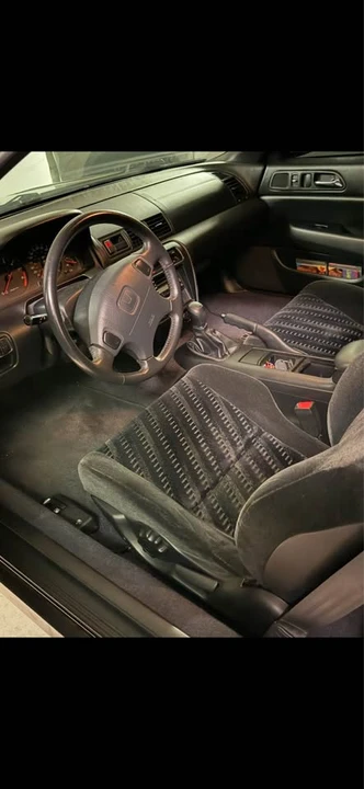2001 Honda Prelude 5th Gen - Image 2 of 6
