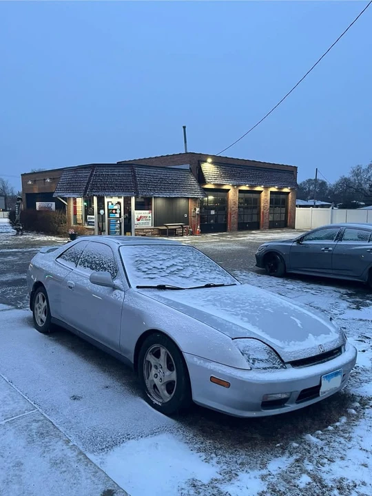 2001 Honda Prelude 5th Gen - Image 2 of 4