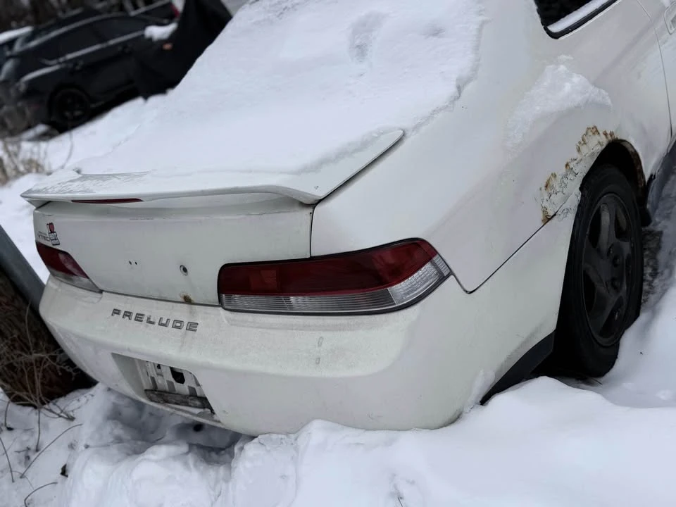 2001 Honda Prelude 5th Gen - Image 4 of 15