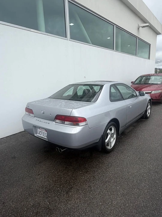 2001 Honda Prelude 5th Gen - Image 3 of 6