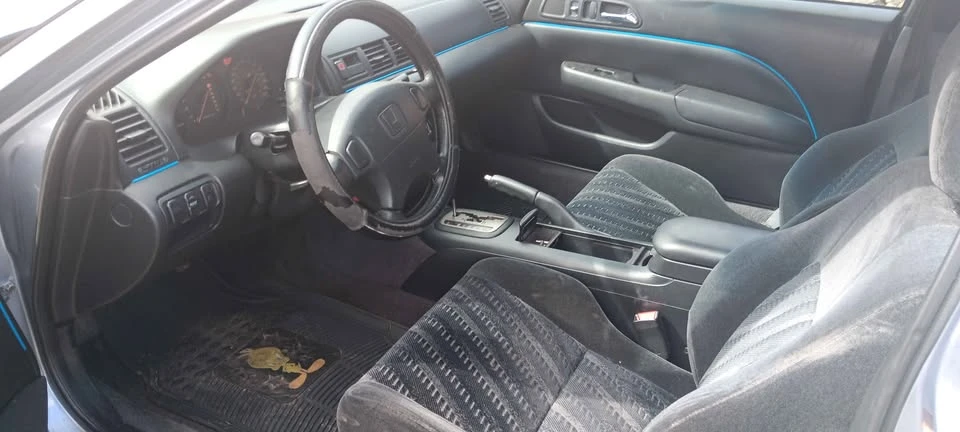 2001 Honda Prelude 5th Gen - Image 5 of 6