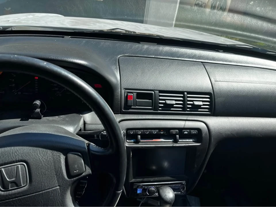 2001 Honda Prelude 5th Gen - Image 4 of 11