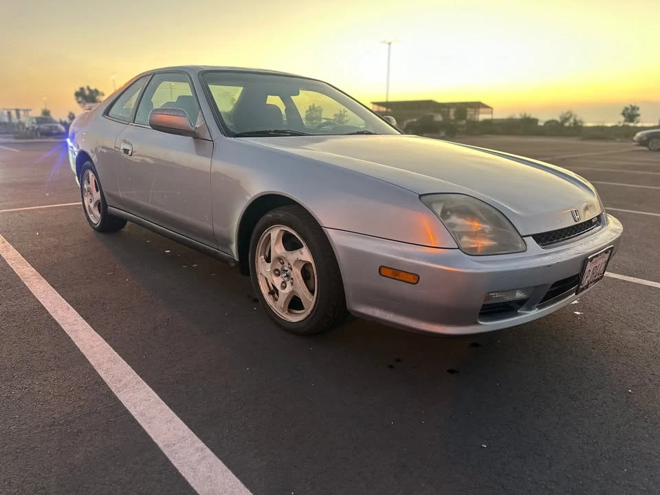 2001 Honda Prelude 5th Gen - Image 2 of 11