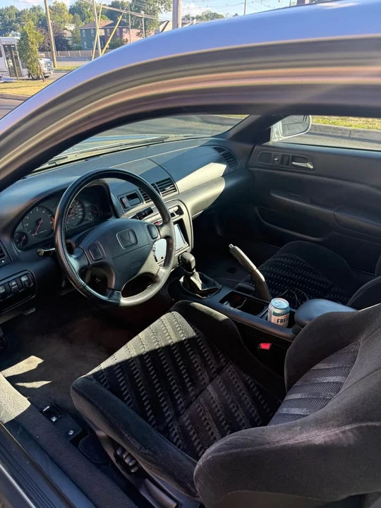 2001 Honda Prelude 5th Gen - Image 7 of 12