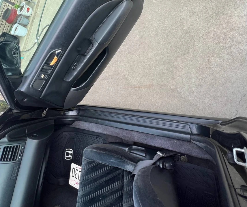 2001 Honda Prelude 5th Gen - Image 11 of 14