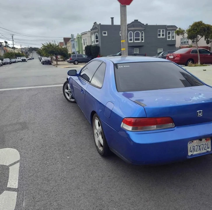 2001 Honda Prelude 5th Gen - Image 8 of 11