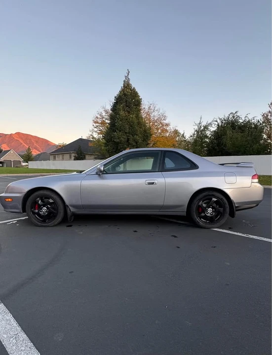 2001 Honda Prelude 5th Gen - Image 2 of 14