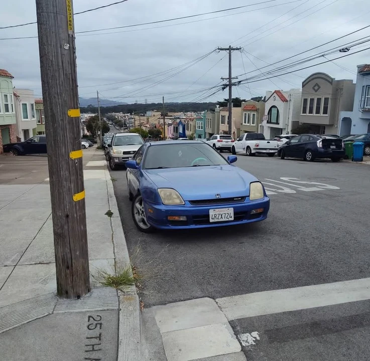 2001 Honda Prelude 5th Gen - Image 3 of 11