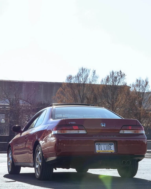 2001 Honda Prelude 5th Gen - Image 3 of 8
