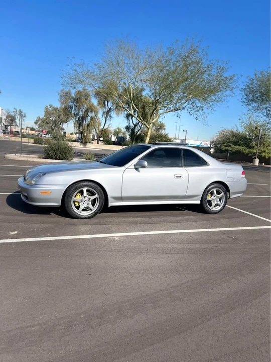 2001 Honda Prelude 5th Gen - Image 2 of 11