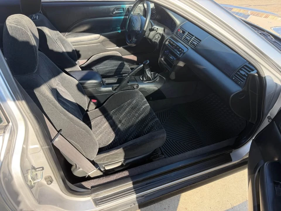 2001 Honda Prelude 5th Gen - Image 3 of 14
