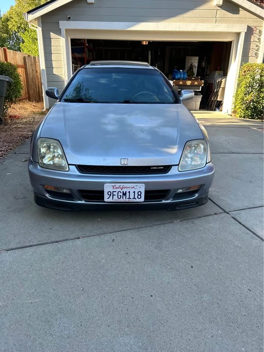 2001 Honda Prelude 5th Gen - Image 2 of 3