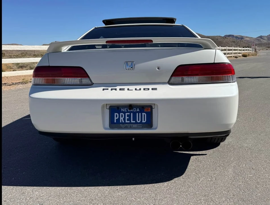 2001 Honda Prelude 5th Gen - Image 3 of 8