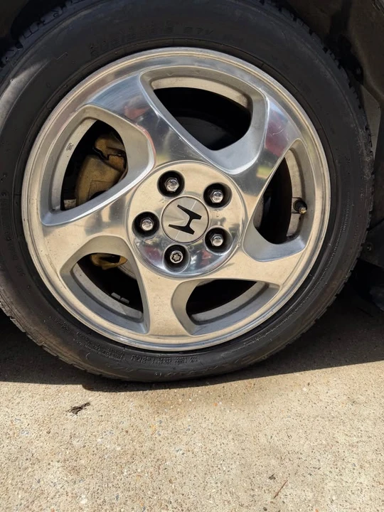 2001 Honda Prelude 5th Gen - Image 10 of 16