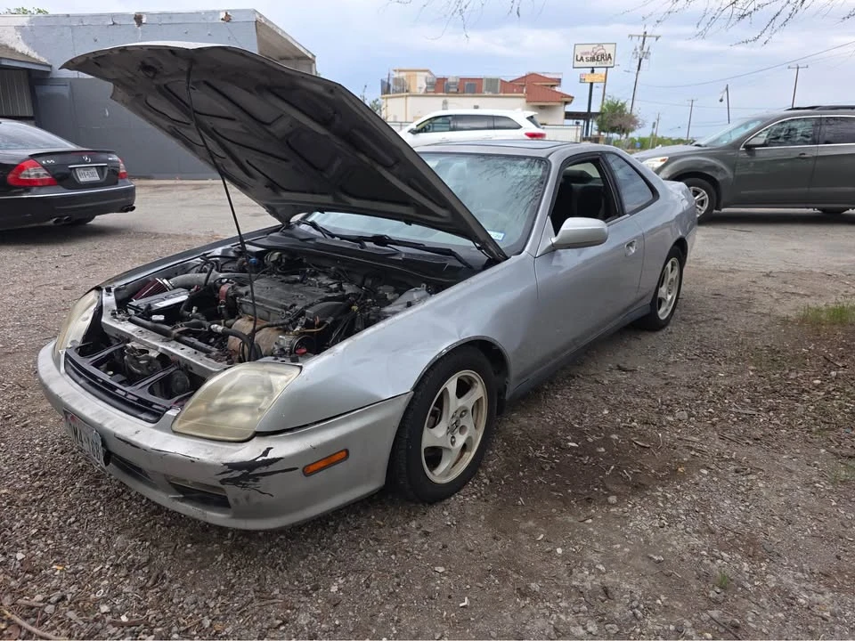 2001 Honda Prelude 5th Gen - Image 2 of 8