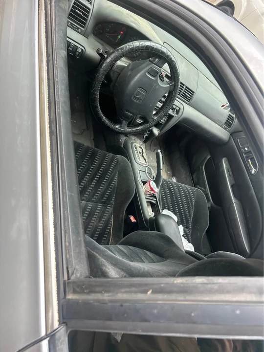2001 Honda Prelude 5th Gen - Image 6 of 8