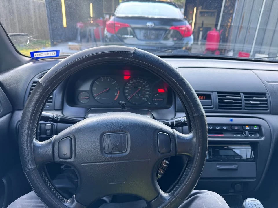 2001 Honda Prelude 5th Gen - Image 7 of 12