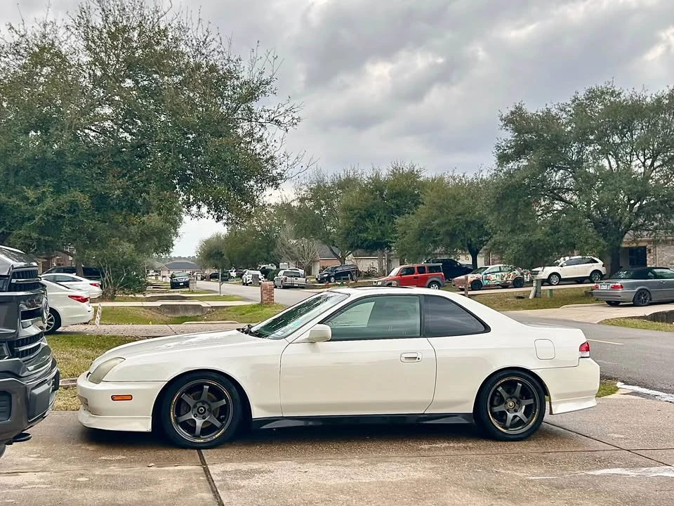 2001 Honda Prelude 5th Gen - Image 2 of 2