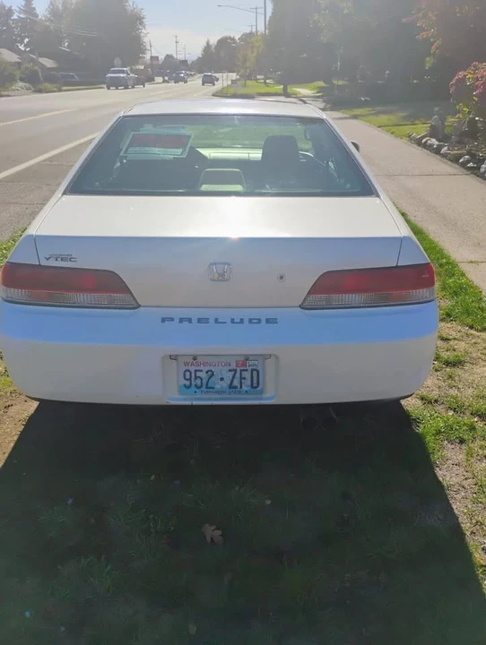 2001 Honda Prelude 5th Gen - Image 3 of 10