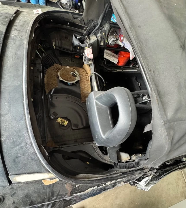 2001 Honda AP1 S2000 - Image 7 of 12