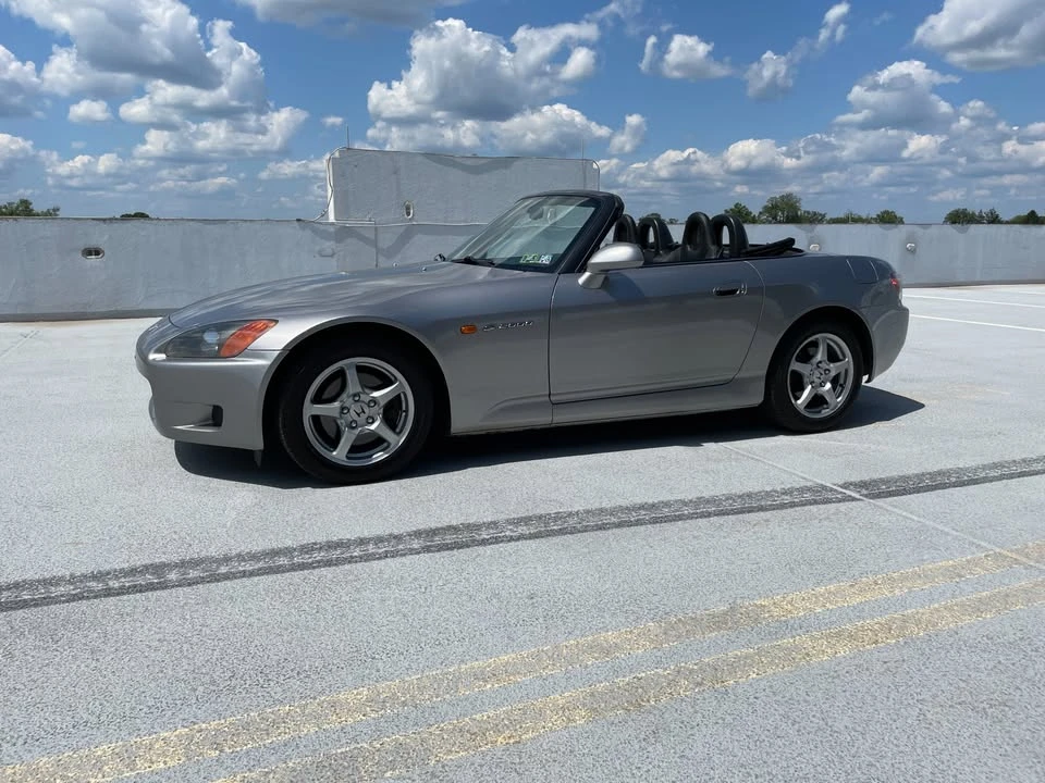 2001 Honda AP1 S2000 - Image 2 of 14
