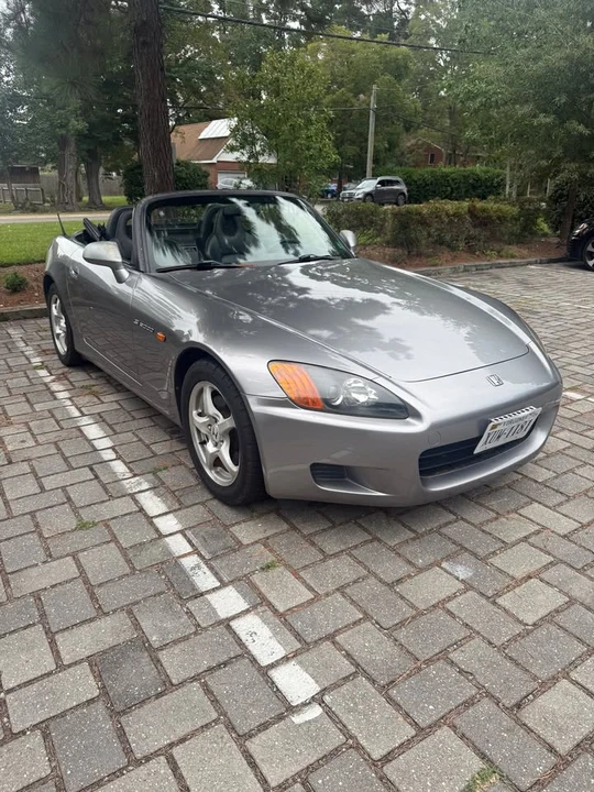 2001 Honda AP1 S2000 - Image 2 of 12