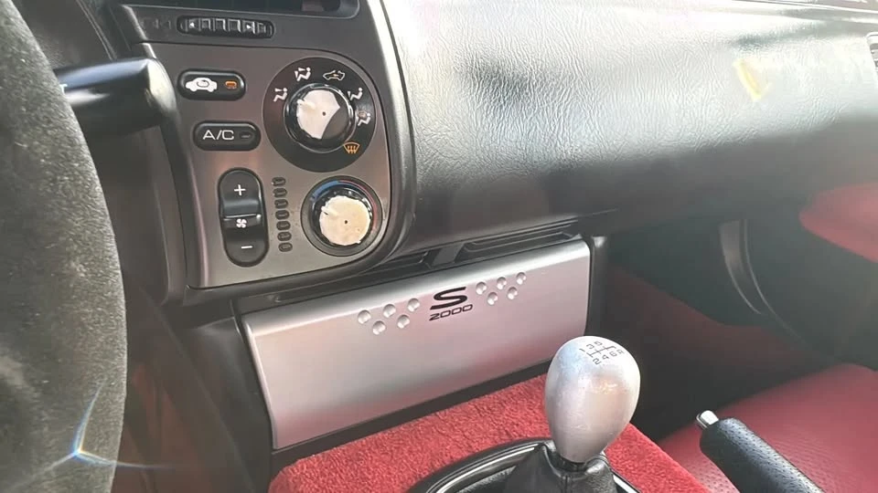 2001 Honda AP1 S2000 - Image 14 of 20