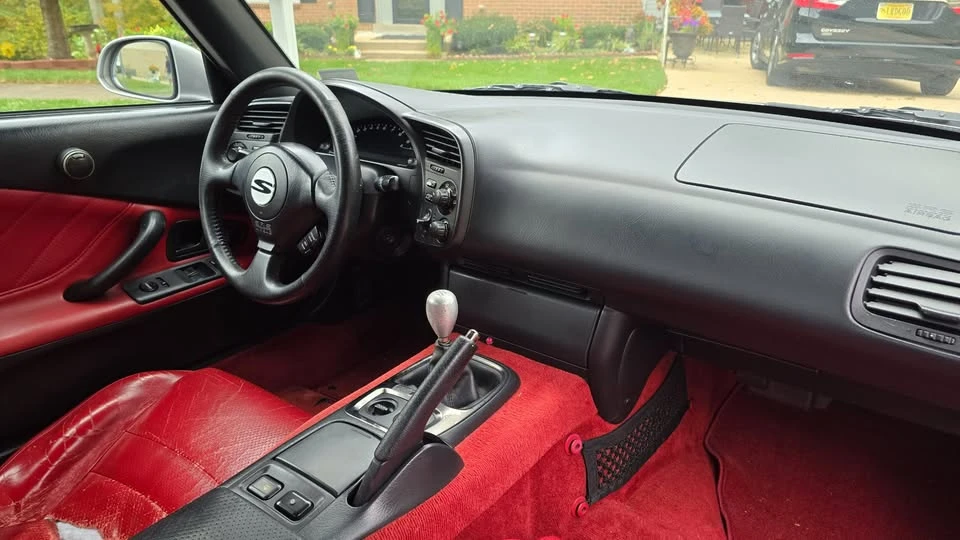 2001 Honda AP1 S2000 - Image 4 of 20