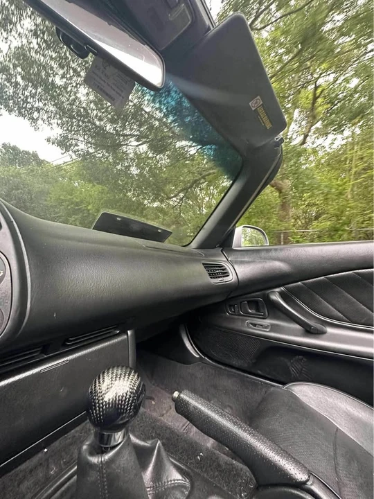 2001 Honda AP1 S2000 - Image 2 of 5
